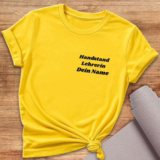 Personalisiertes T-Shirt für Handstand Lehrerin (Druck vorne & hinten)
