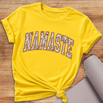 Namaste Braun T-Shirt