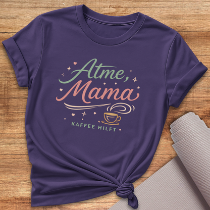 Kaffee Hilft T-Shirt