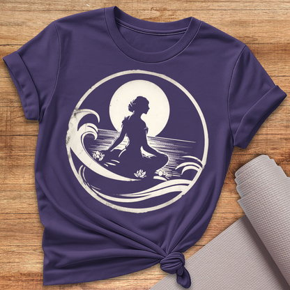 Frau Am Wasser T-Shirt