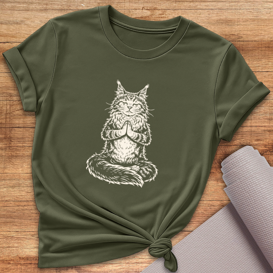 Katze im Lotus T-Shirt