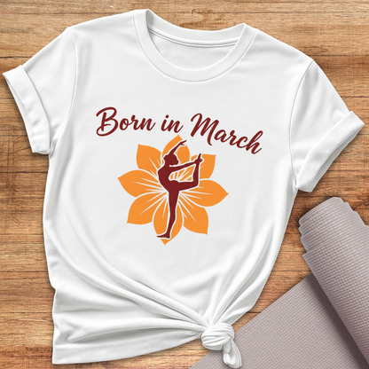 In März geboren T-Shirt